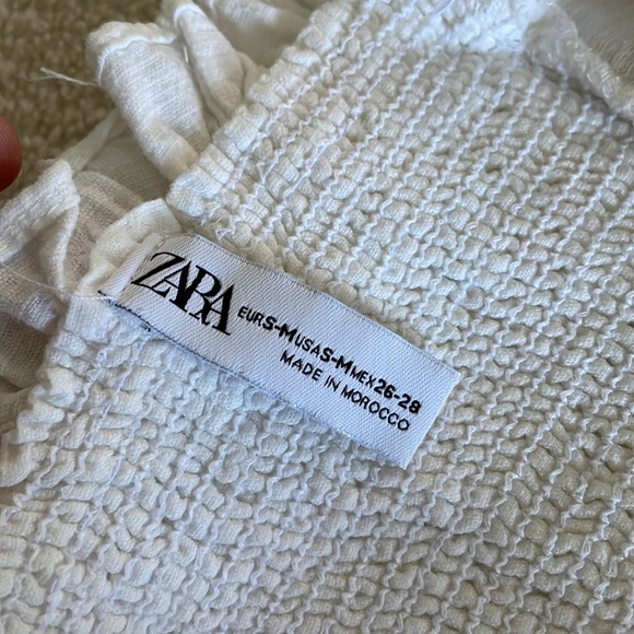 Linen Blend Ruffle detail crop top - Picture 9 of 9